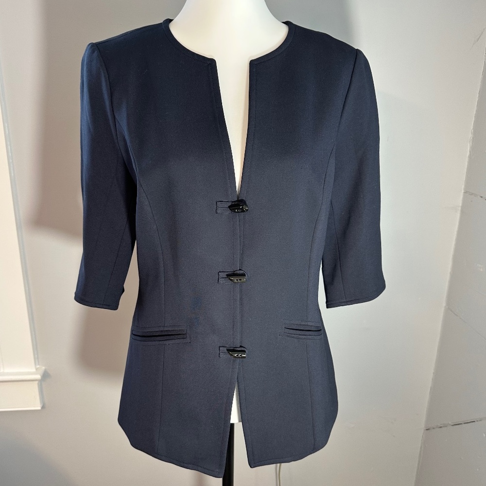 NWT Fitted 3/4 Sleeve Brooks Brothers Navy blazer RETAIL $248